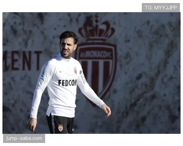 佩德里与法布雷加斯：早熟中场的组织效率与比赛掌控力差异解析